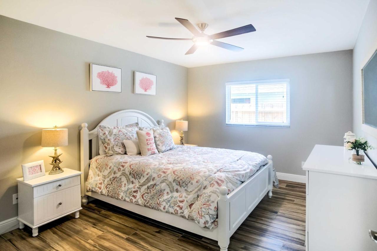 Naples Home With Lanai And Pool Near Vanderbilt Beach! מראה חיצוני תמונה